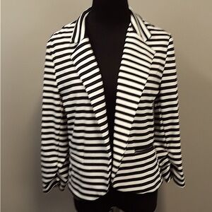 Lg Bar lll Black & White Stripe Open Front Short Cropped Jacket Blazer Cardigan‎